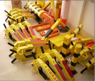 車輪鎖、車位鎖、破胎器、減速帶、凸面鏡,工廠,廠商-南寧市茂博科技